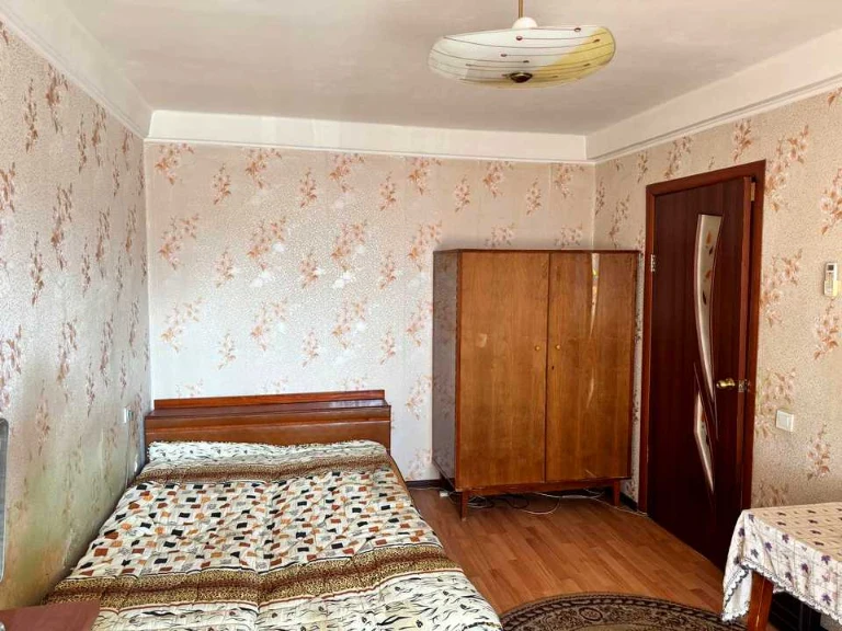 Квартира. Київ, Леся Курбаса просп.