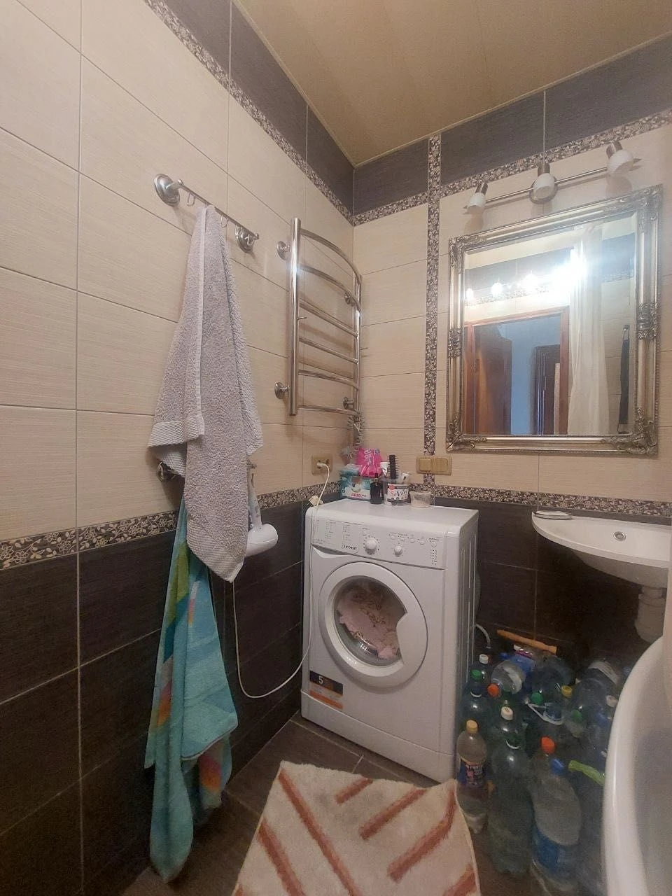 Кримський бульвар! ПРОДАМ 1-кімнатну 37  кв.м. біля парку |