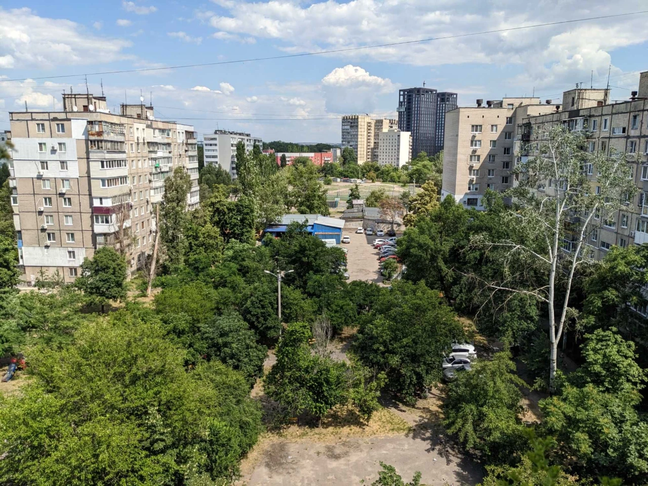 Продам 3-к квартиру на Победе-4, ТЦ Кодак