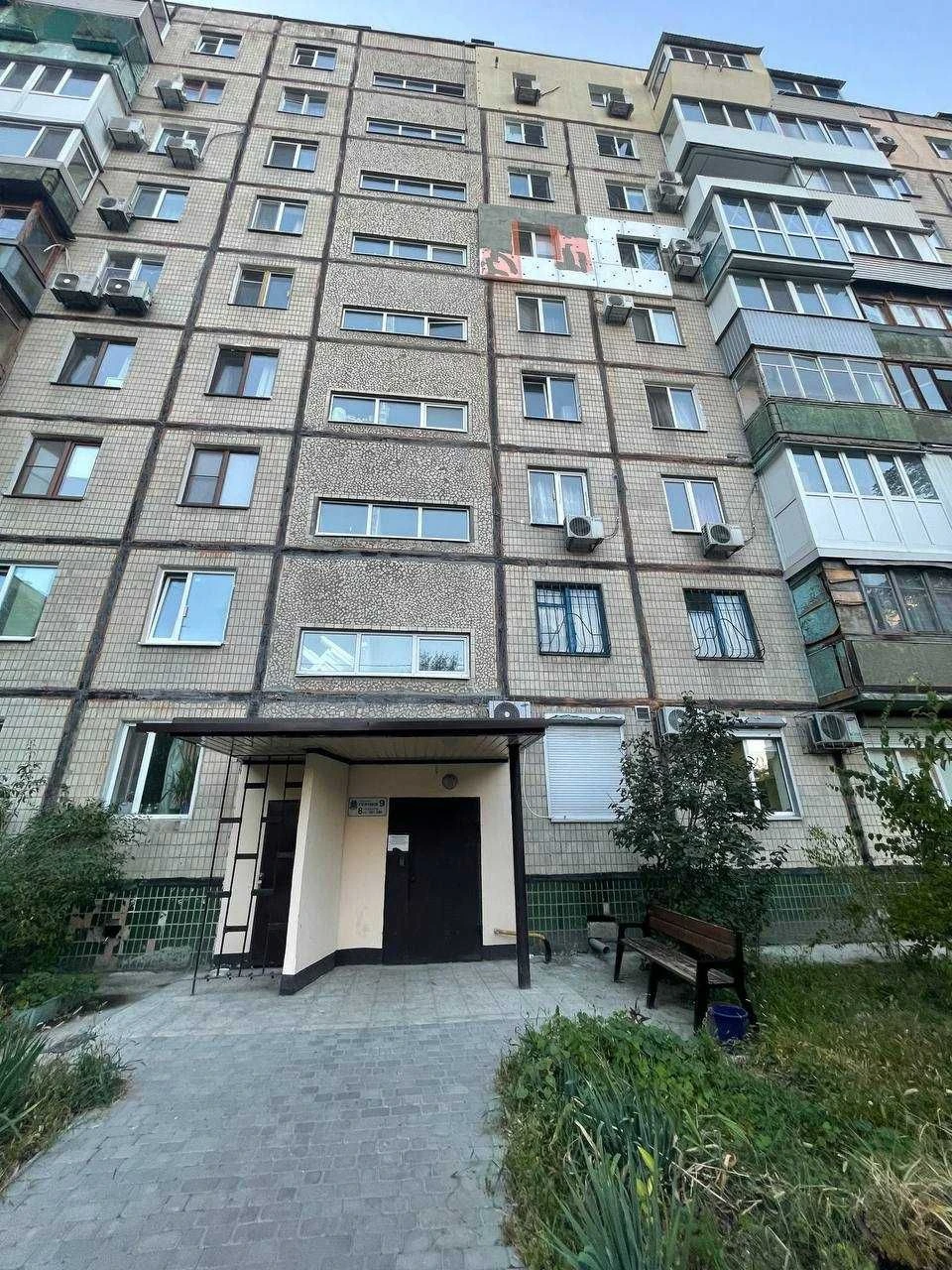 Продам 3-к квартиру на Победе-4, ТЦ Кодак