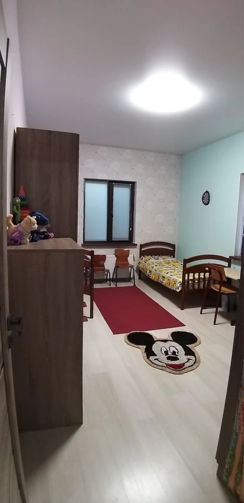 Будинок продається метро Лісова