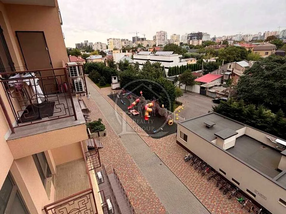Квартира. Одеса, Літературна вул.