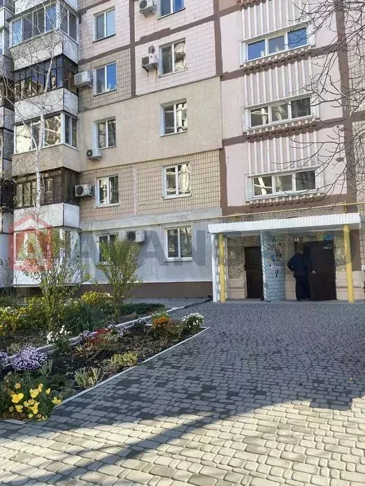 3-к квартира в ценрті Бородинського!! Заїзджайте і живіть!!