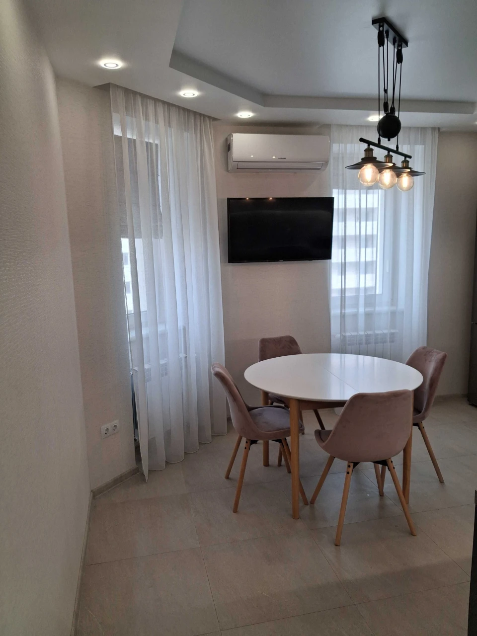 Продам 2 комн. квартиру с ремонтом, мебелью и техн. ЖК Сокол