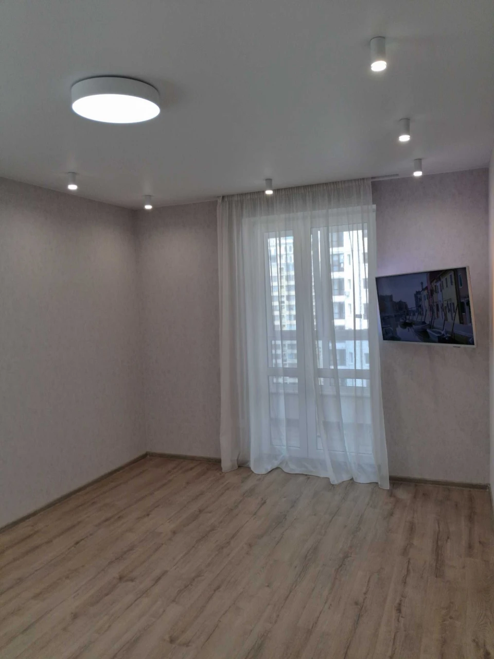 Продам 2 комн. квартиру с ремонтом, мебелью и техн. ЖК Сокол