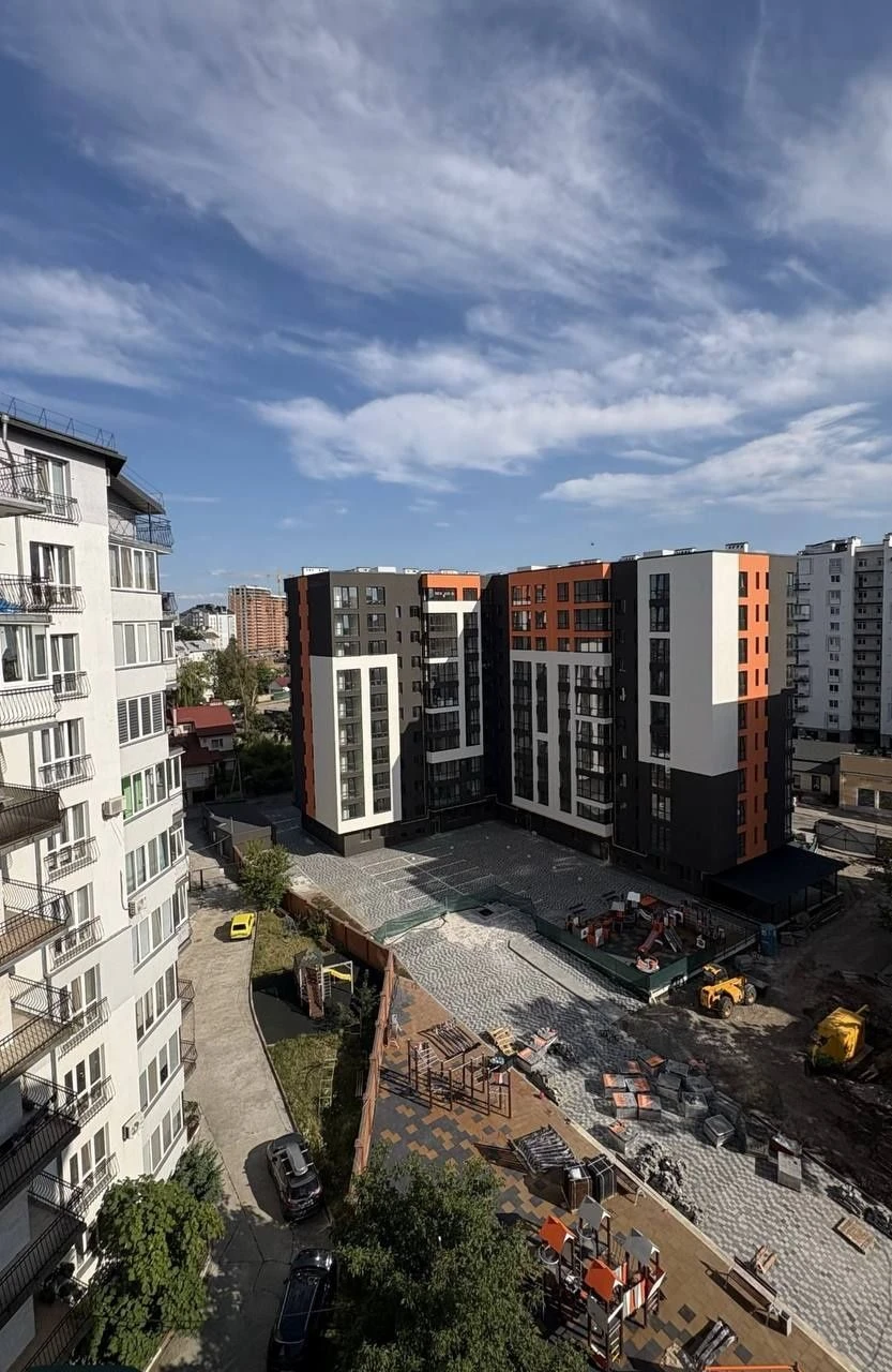 Продаж 1-кім квартири, ЖК  Central park