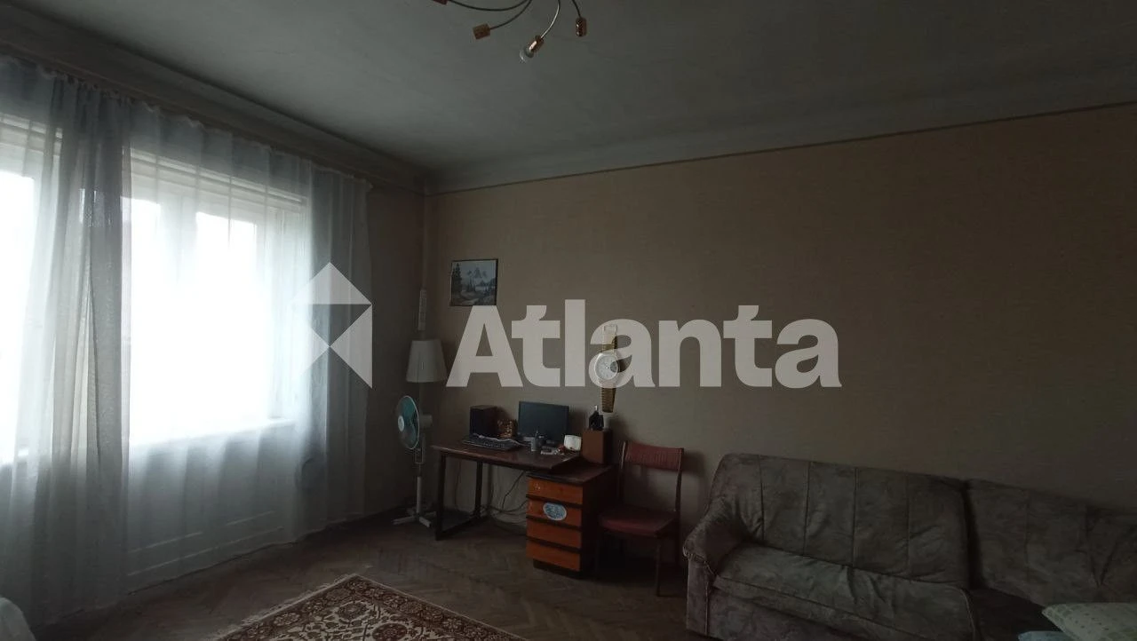 Продаж 2-кімнатної квартири в центрі міста