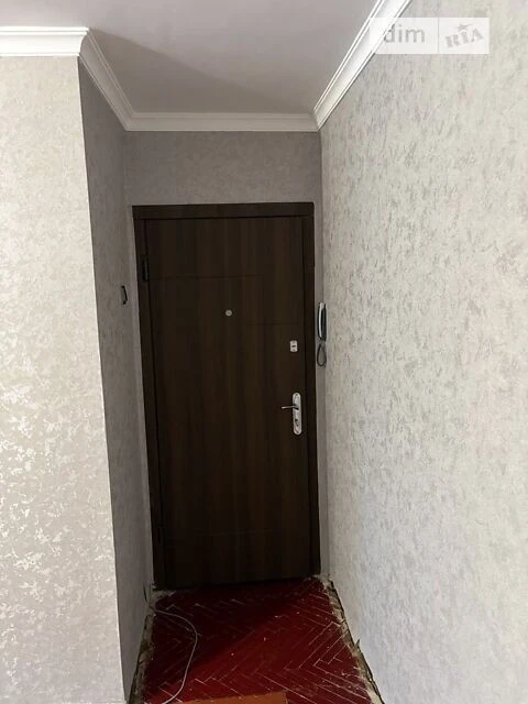 Room for sale 28.8 sq. m. on Kosmonavta Popovycha 10 • I