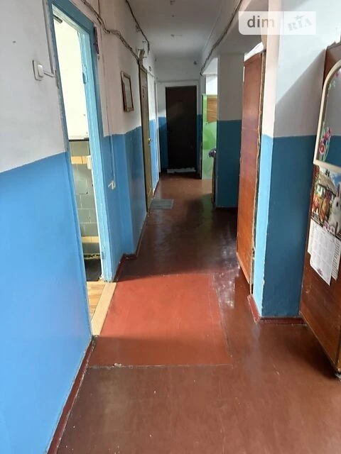 Room for sale 28.8 sq. m. on Kosmonavta Popovycha 10 • I