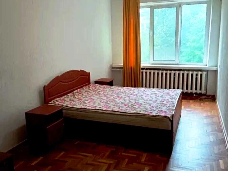 Квартира. Київ, Старонаводницька вул.