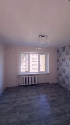 Продам 3-комнатную на Лунина в кирпичном спецпроекте
