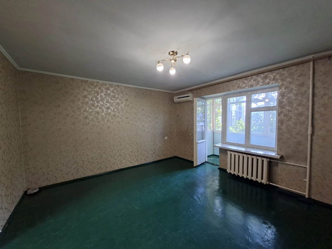 Продам 3-комнатную на Лунина в кирпичном спецпроекте
