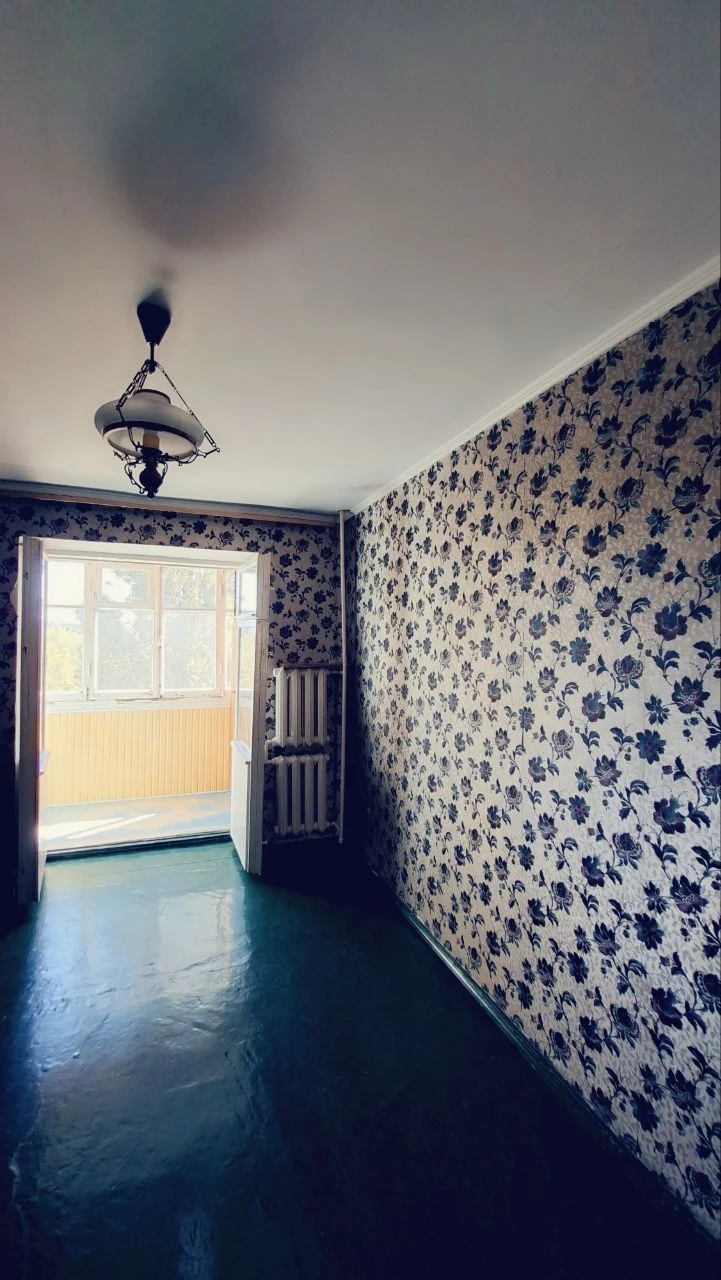 Продам 3-комнатную на Лунина в кирпичном спецпроекте