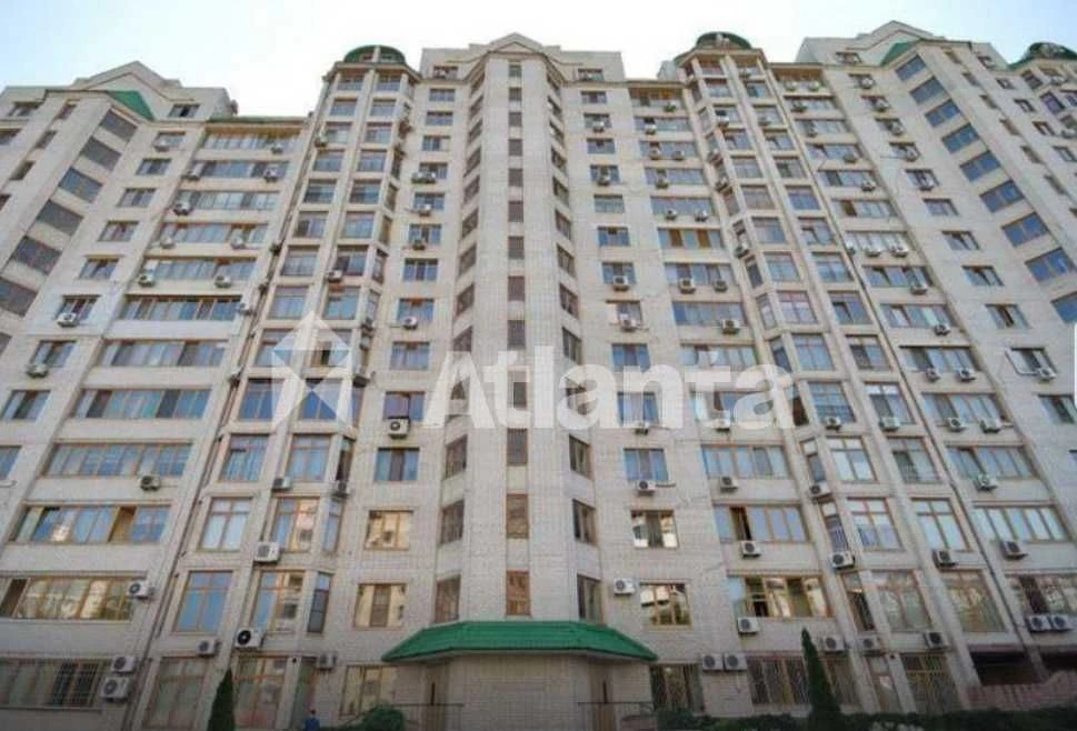 Простора трикімнатна квартира в Аркадії у ЖК Титанік