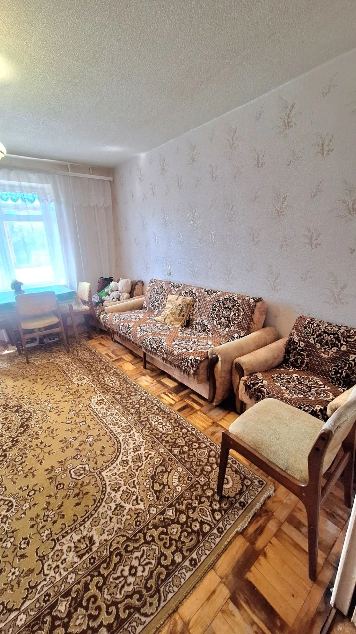 ПРОДАМ 3кв. пр.Советский 4/9эт. цена 21 000 у.е.