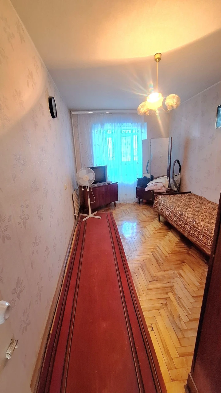 ПРОДАМ 3кв. пр.Советский 4/9эт. цена 21 000 у.е.
