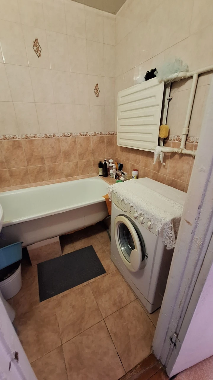 ПРОДАМ 3кв. пр.Советский 4/9эт. цена 21 000 у.е.