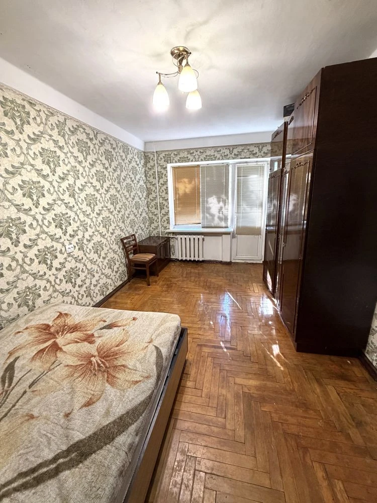 Продается 1 ком квартира Вознесеновском районе по улице Побе