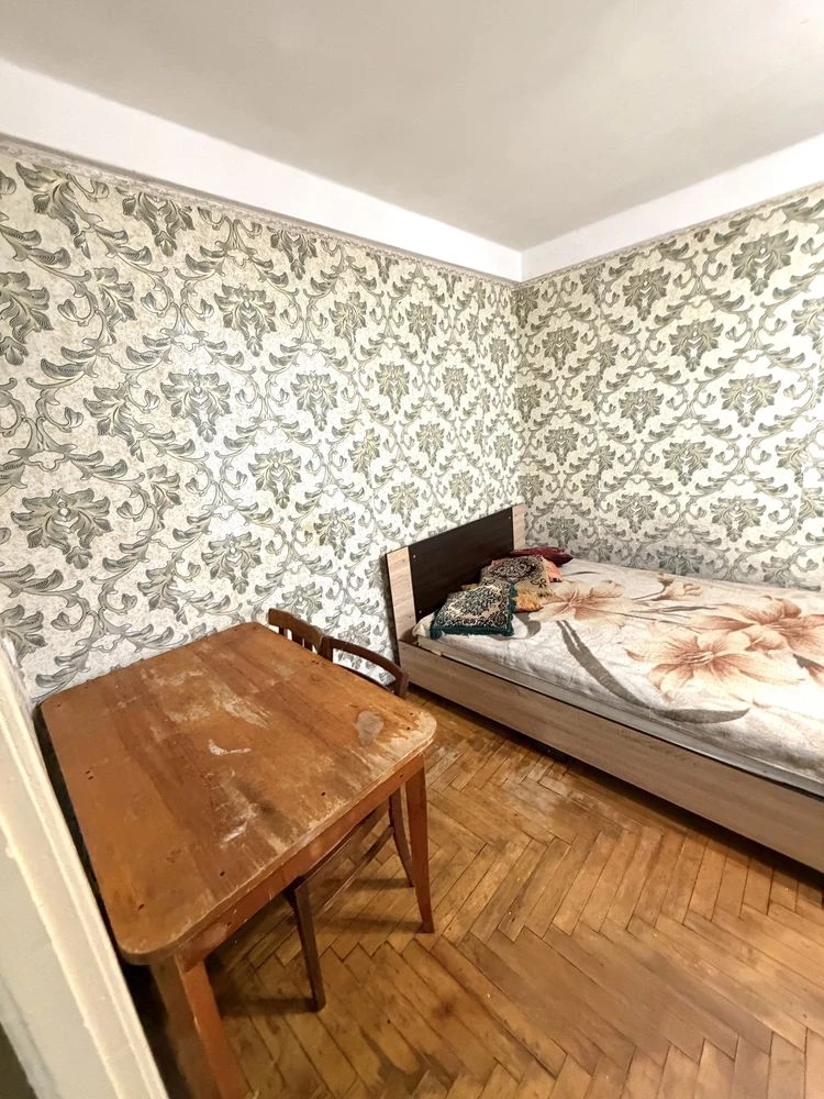 Продается 1 ком квартира Вознесеновском районе по улице Побе