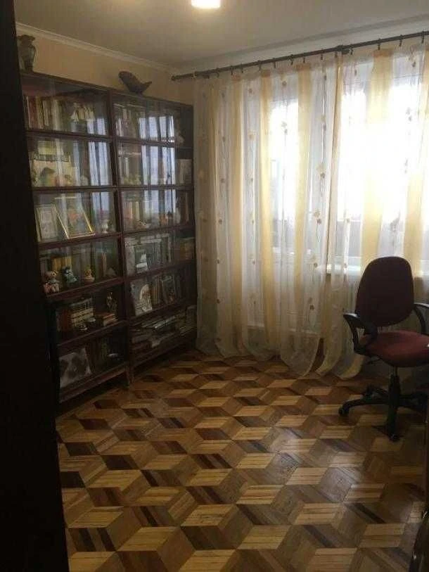 Продам 3- х комн. кв. Х. гора (метро)