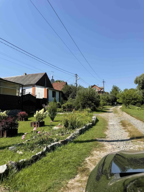 Будинок з власним подвір'ям по Панаса Мирного