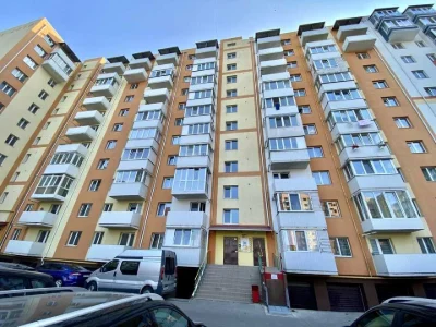 Квартира. Рівне, Гайдамацька вул.