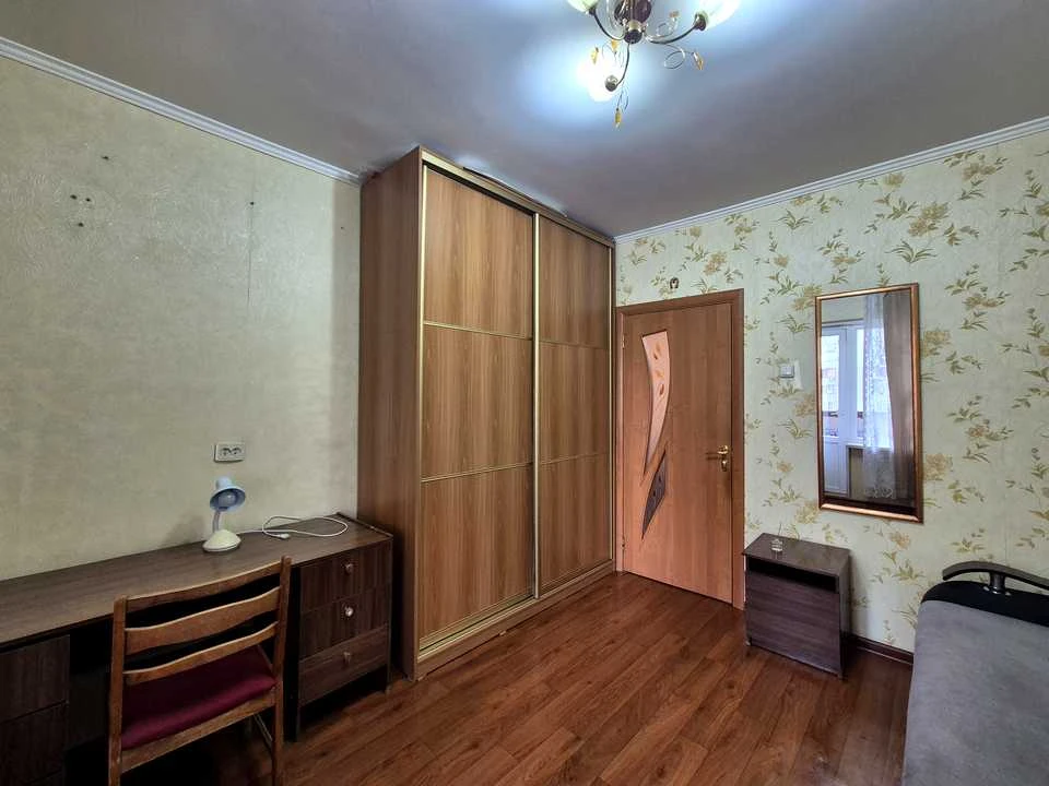 Квартира. Київ, Драгоманова вул.