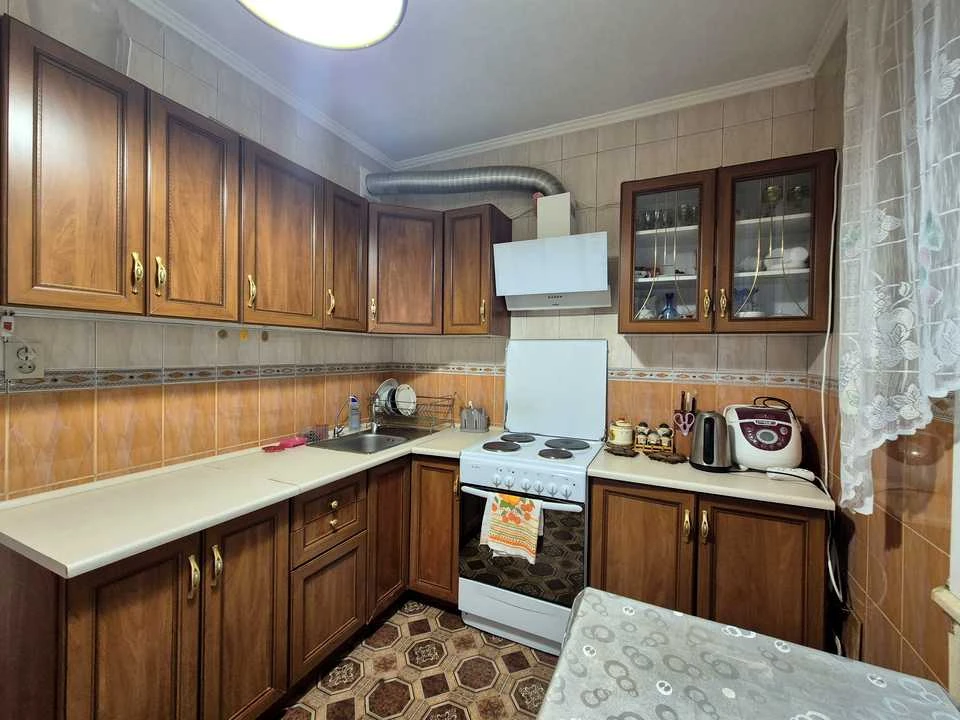 Квартира. Київ, Драгоманова вул.