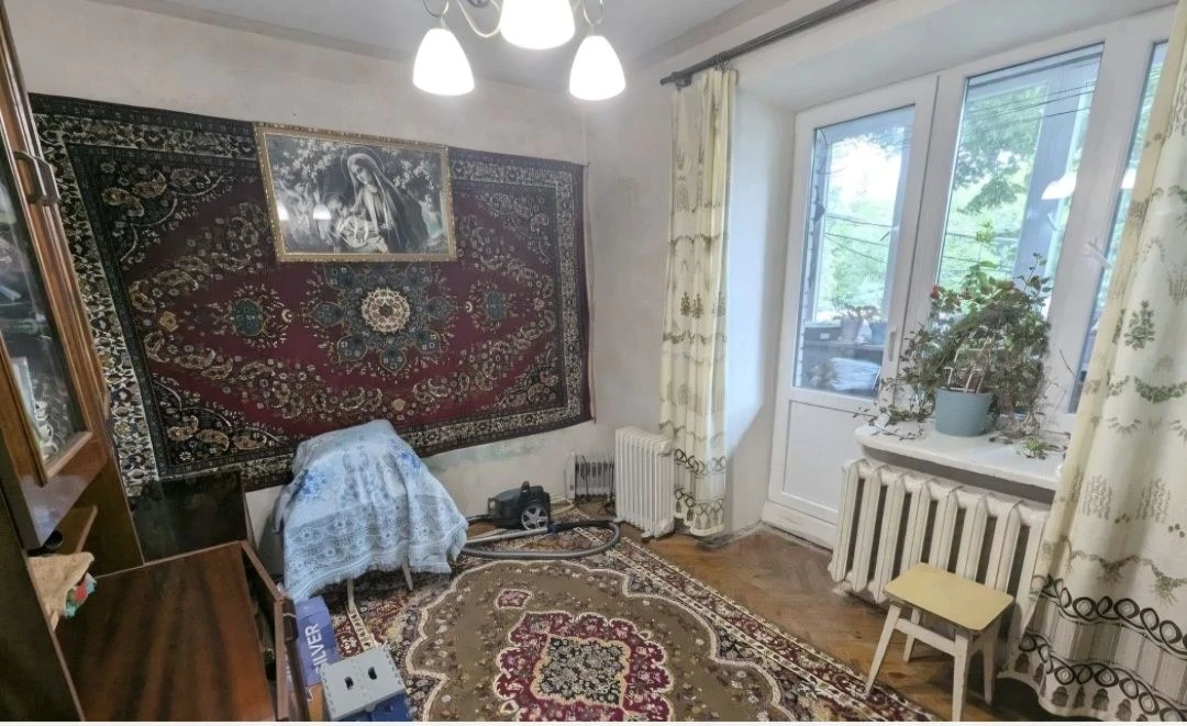 Продаж 2 кім.квартири цегла чешка Франківський район