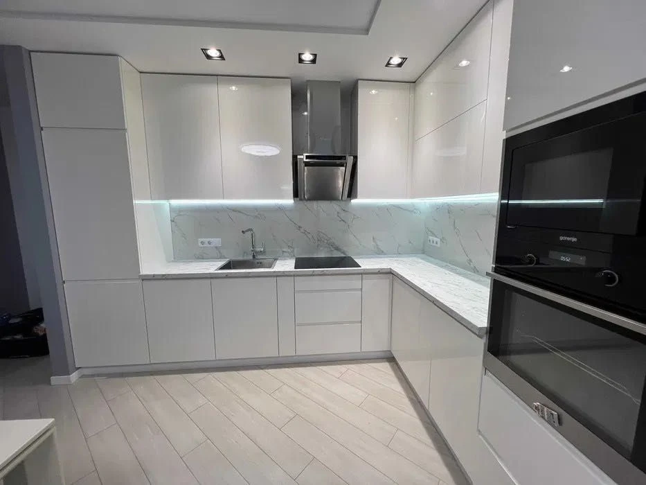 24327 Продам двухкомнатную квартиру в ЖК Дует, Алексеевка.