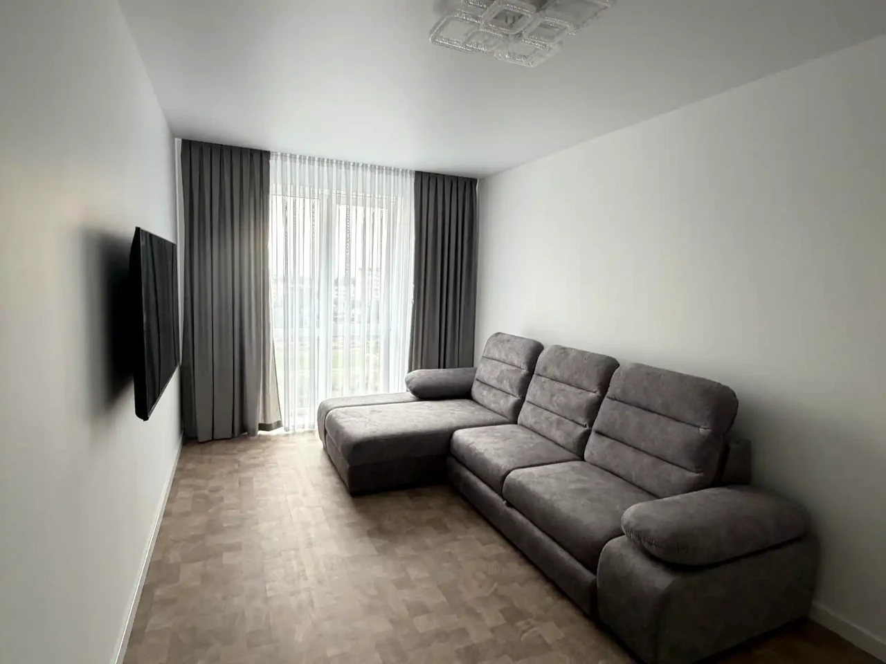 Оренда квартири 1-кімн. 46 м² 9/9 пов.