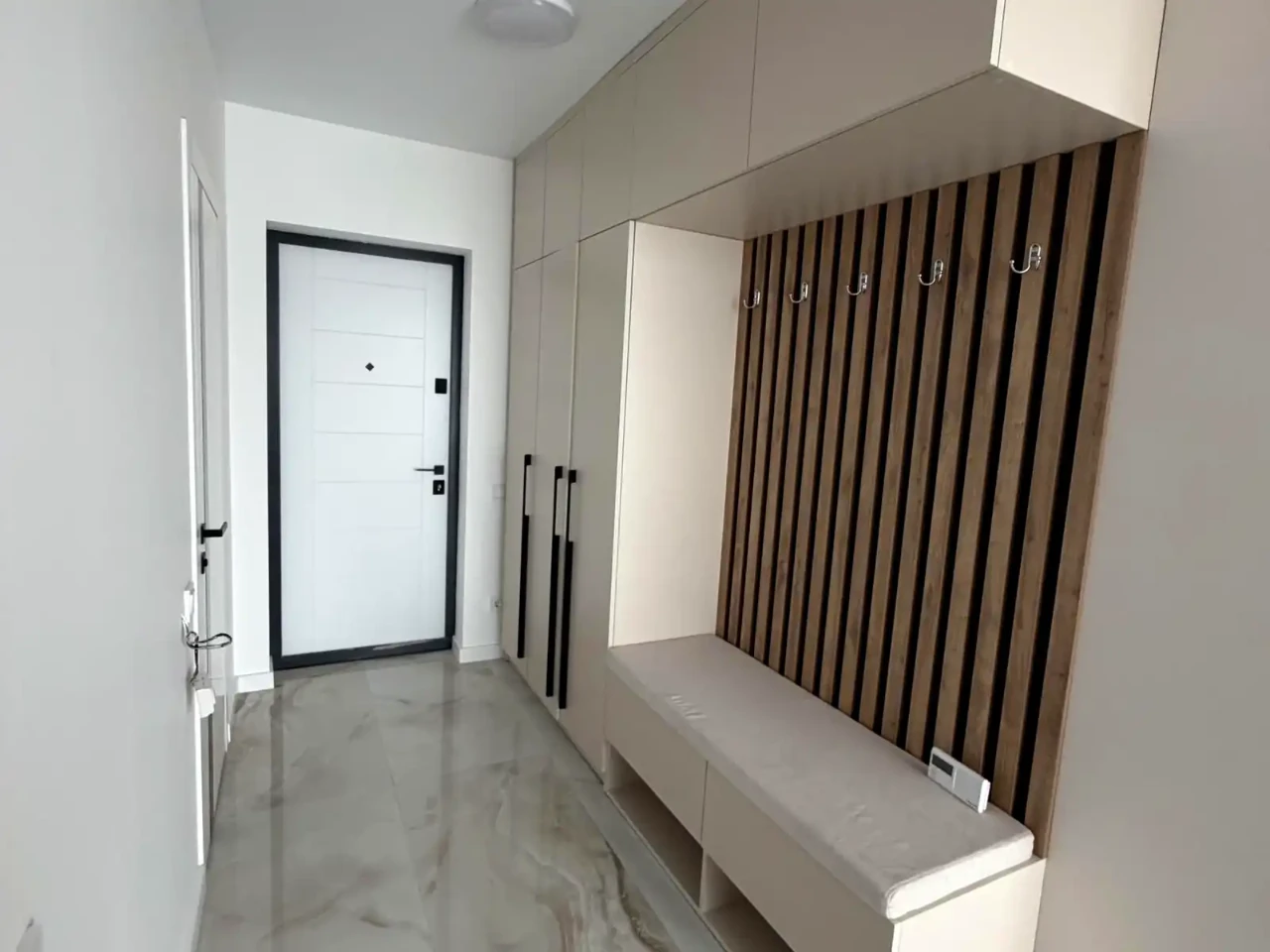 Оренда квартири 1-кімн. 46 м² 9/9 пов.