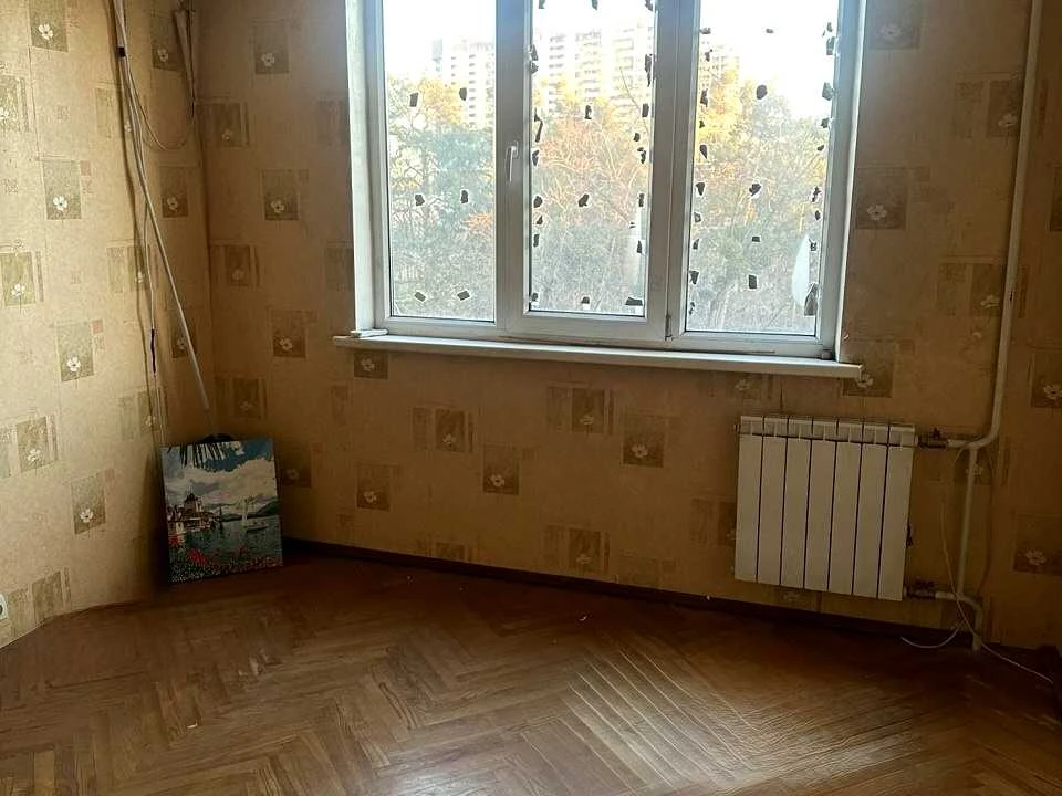 Квартира. Київ, Бориспільська вул.
