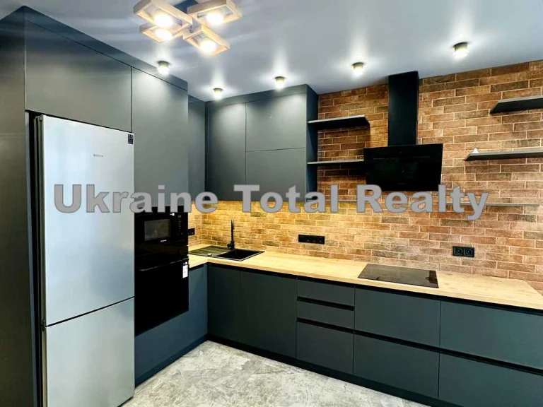 Квартира. Київ, Архітектора Вербицького вул.