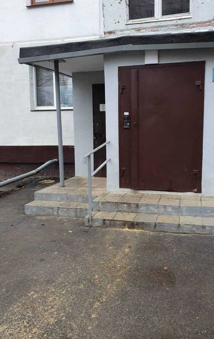 For sale 2 rooms. apartment metro station Studentcheskaya st. Valentinovskaya Salt