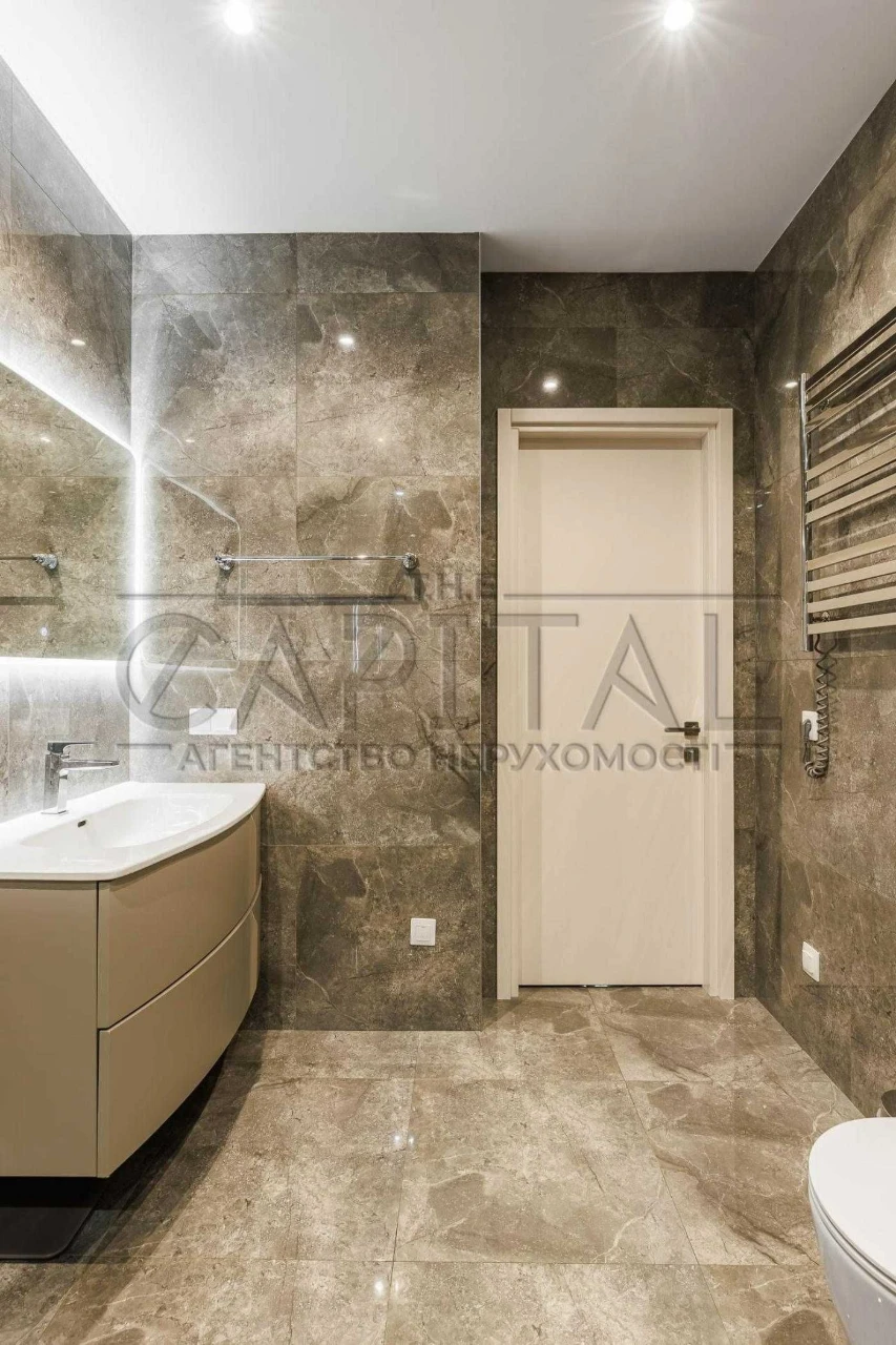 ЖК Central Park, продаж квартири із сучасним ремонтом,Джона