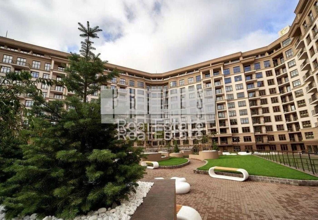 Продаж 2к квартири без ремонту, ЖК 52 Перлина (Pechersk Plaz