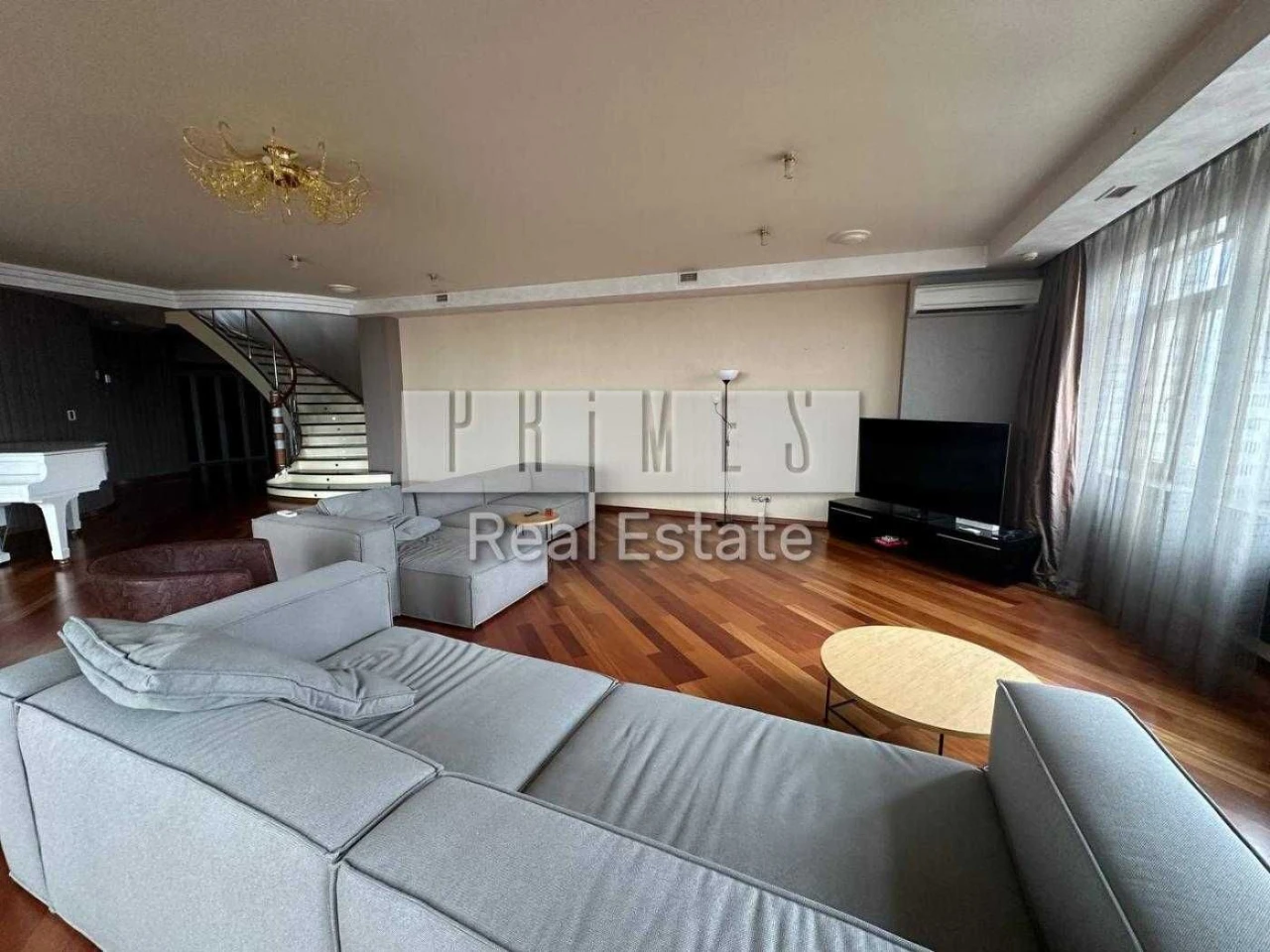 Продаж дворівневої 6к квартири, бул. Шевченка Тараса 11, Цен