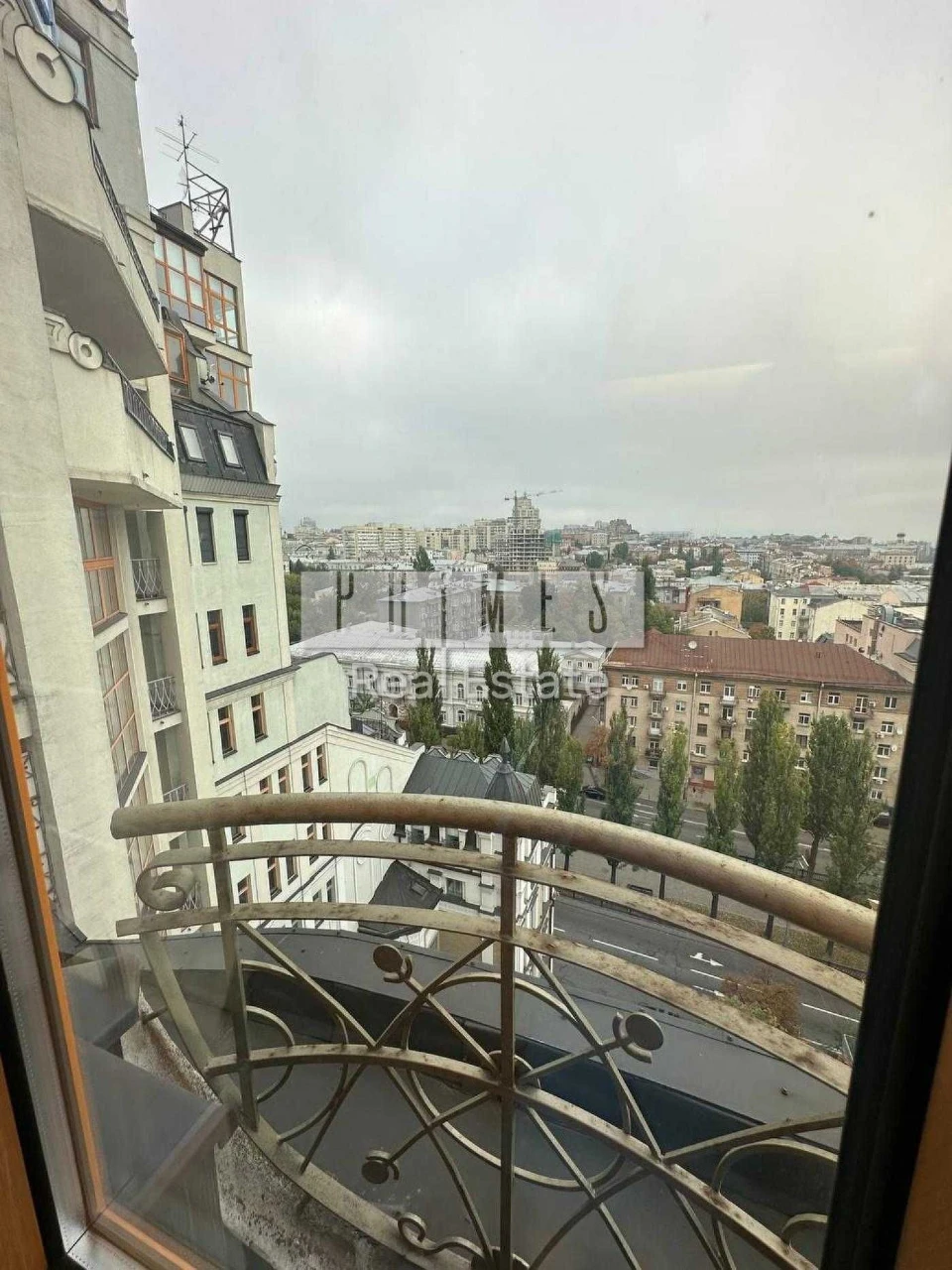 Продаж дворівневої 6к квартири, бул. Шевченка Тараса 11, Цен