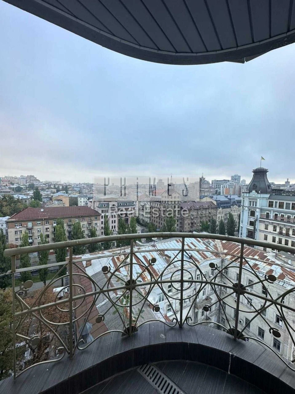 Продаж дворівневої 6к квартири, бул. Шевченка Тараса 11, Цен
