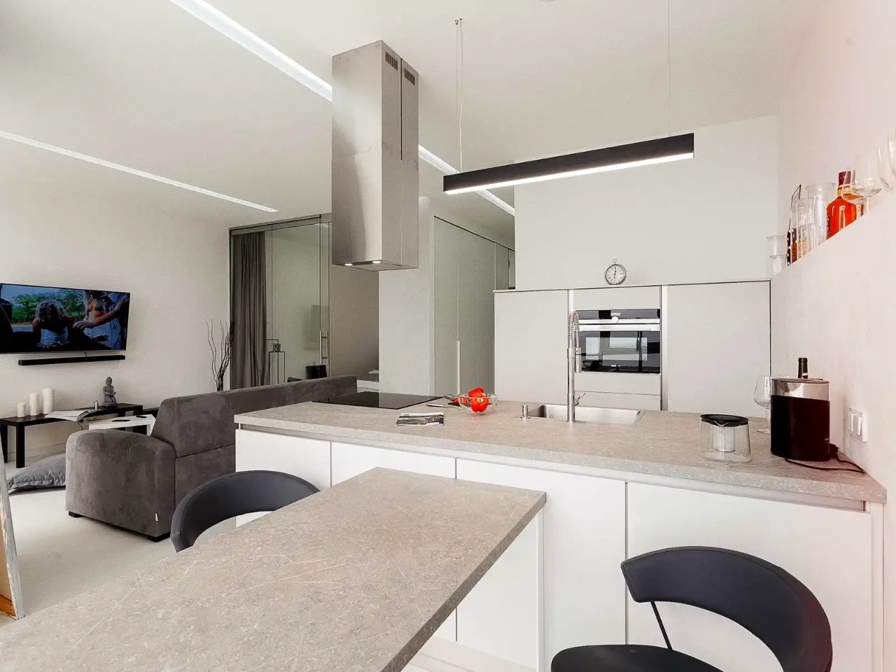 Оренда квартири 1-кімн. 61 м² 9/19 пов.