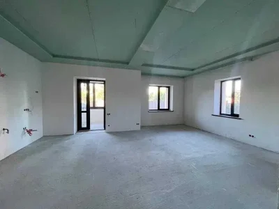 Дом 396М² из ракушняка • 8 комнат • Стены 70 см • 5 соток +