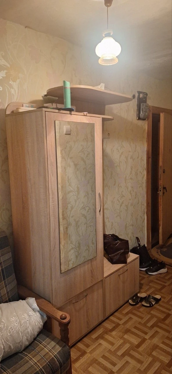Продам 1 ком  кв.ДУДЫКИНА 10999у.е. 2 этаж