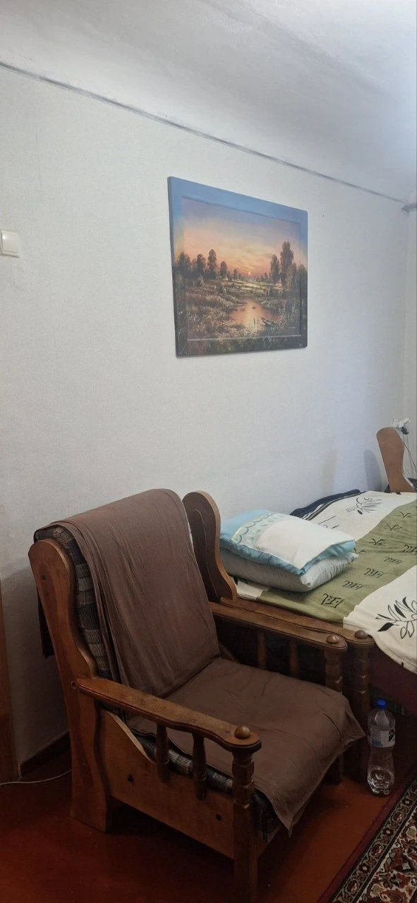 Продам 1 ком  кв.ДУДЫКИНА 10999у.е. 2 этаж