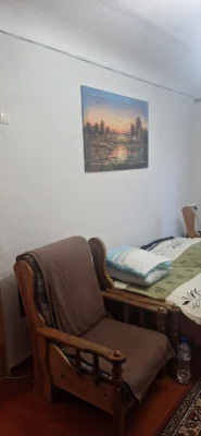 Продам 1 ком  кв.ДУДЫКИНА 10999у.е. 2 этаж