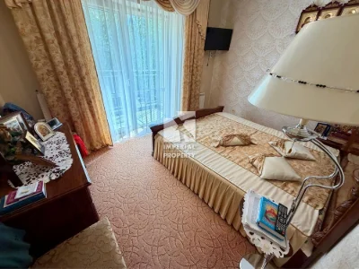 Продаж просторої квартири на набережній — 90 м² комфорту та