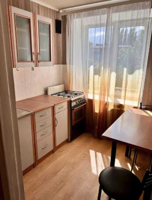 В продажу 1-кімнатна квартира 24 м2 "заходь-живи" на Захисни