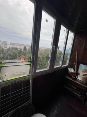 Продається трикімнатна квартира на вулиці Науковій