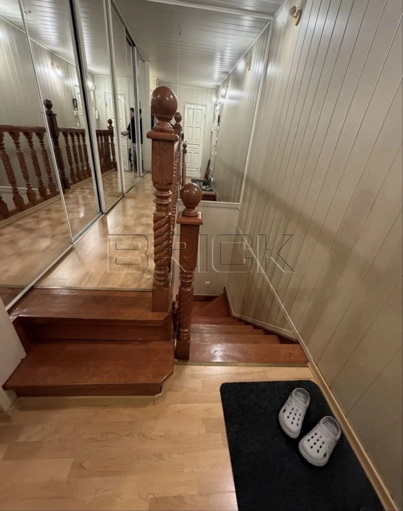 Продаж дворівневої 3-к квартири 83,3кв   вул. Сержа Лифаря,