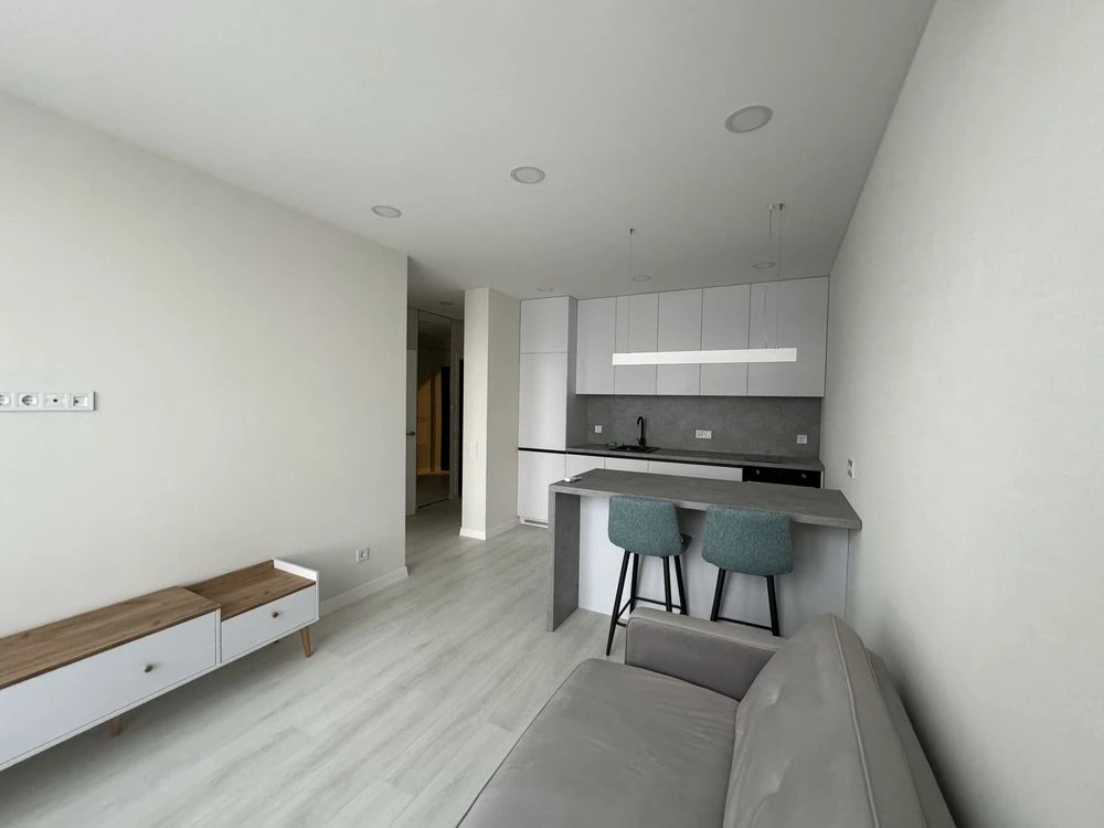 Продаж квартири Dock 32 . Від власника.  . В середині будинк